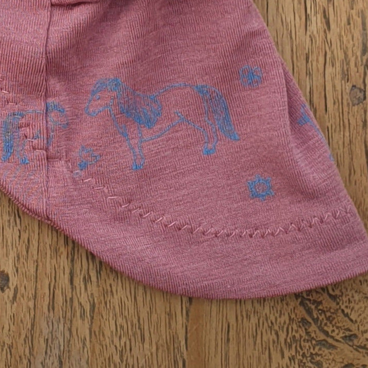 Sonnenhut Add-On Muster auf rosa, lila, pink