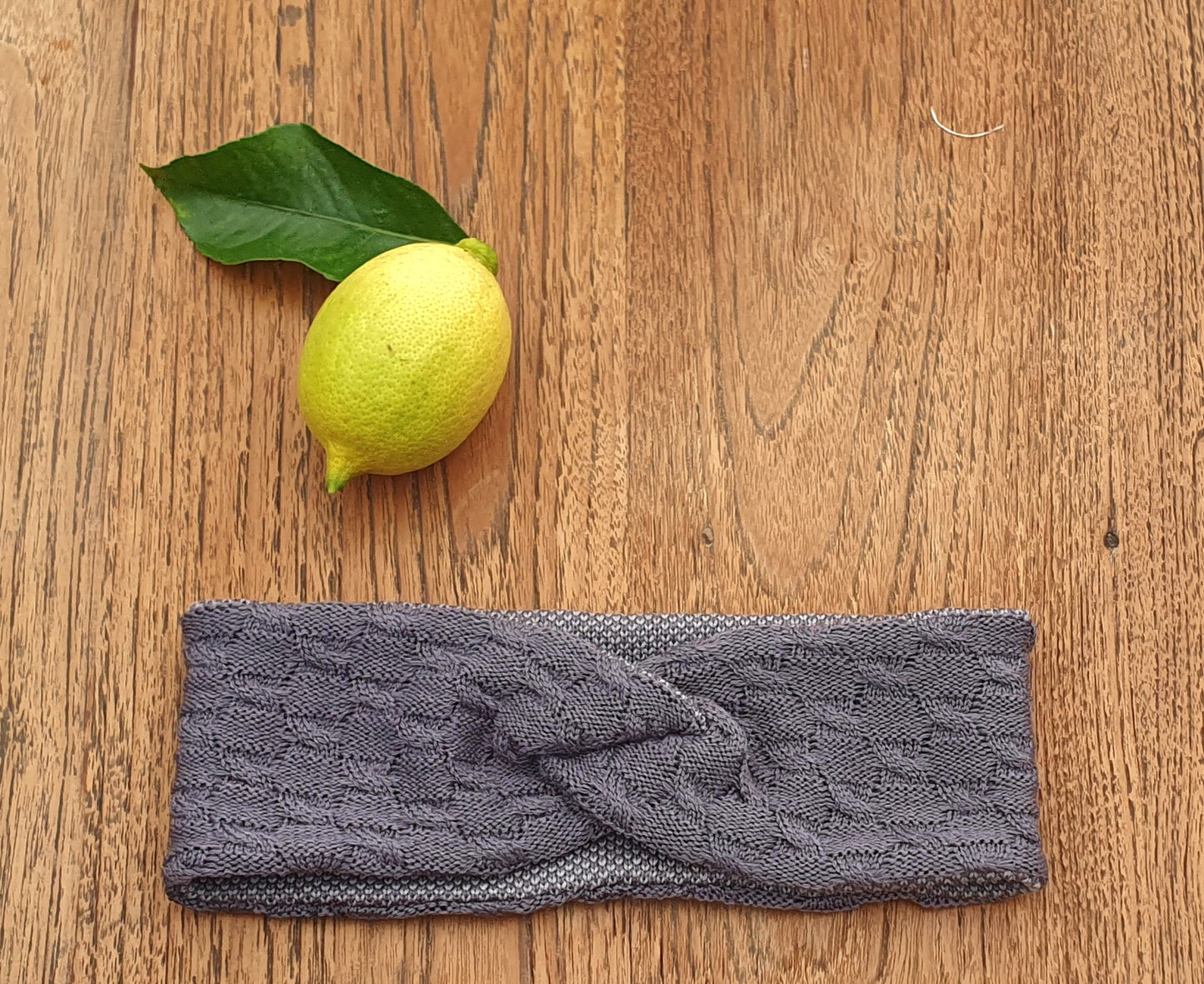 Wende-Knotenstirnband Muschelstrick